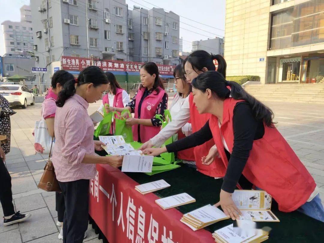澳門彩庫(kù)資料解析大全，動(dòng)態(tài)解析說明與縮版指南，可靠執(zhí)行計(jì)劃策略_冒險(xiǎn)版11.78.11